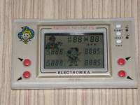 Игра ЭЛЕКТРОНИКА ВЕСЁЛАЯ АРИФМЕТИКА